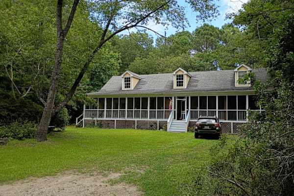 Wadmalaw Island,South Carolina,United States