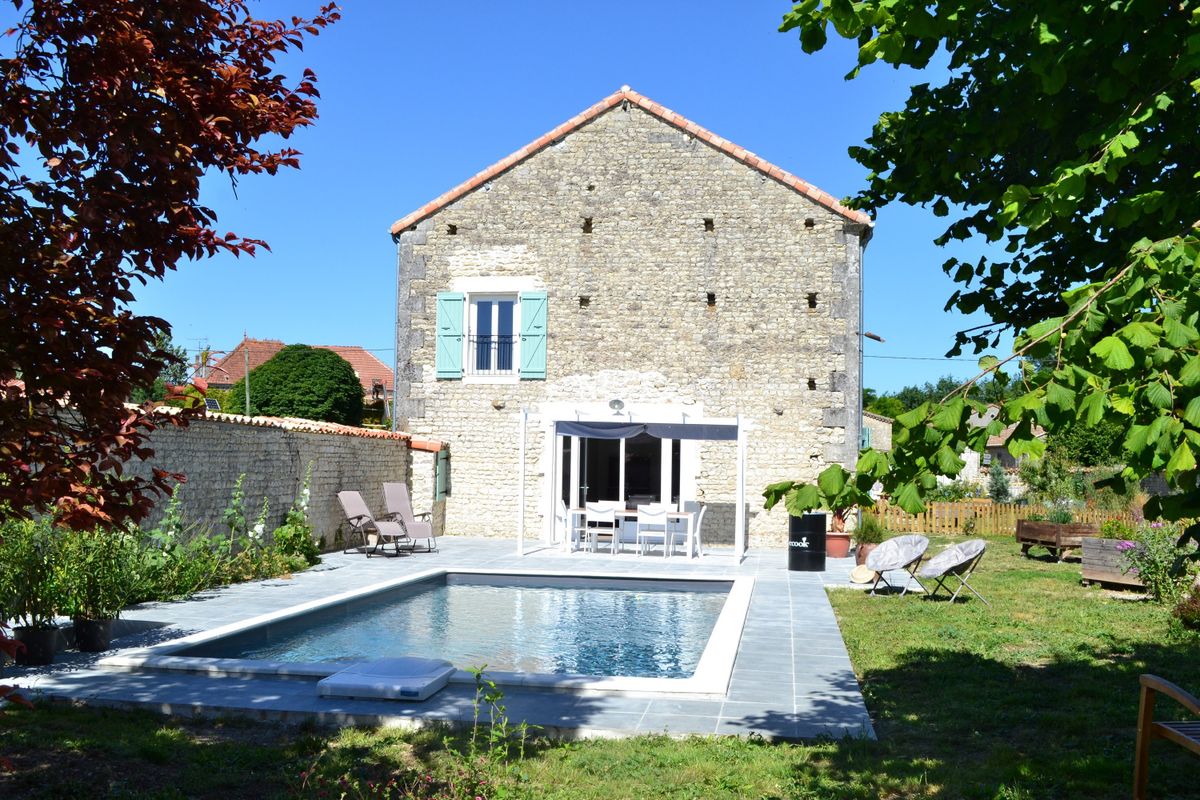 Genac-Bignac,Nouvelle-Aquitaine, France