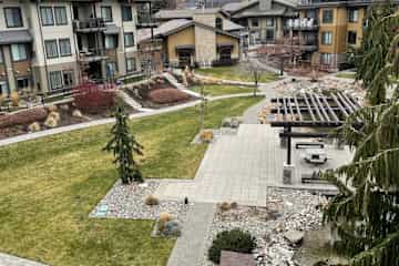 Kelowna,British Columbia,Canada