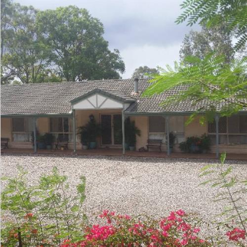 CASHMERE, QLD 4500, Australia