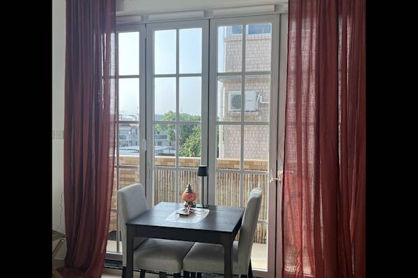 Yung Shue Wan, Hong Kong