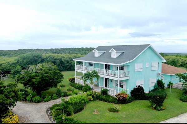 Clarence Town, Long Island, Bahamas