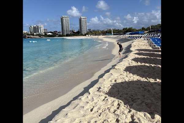 Cupecoy, Sint Maarten