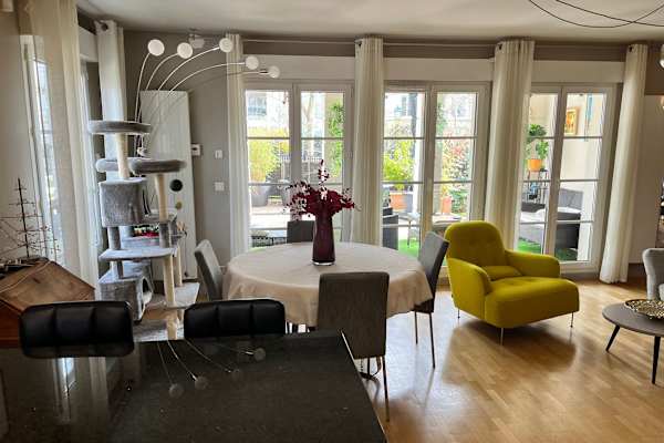 Le Plessis-Robinson, Ile-de-France, France